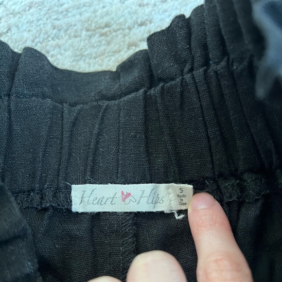 High waisted Black linen shorts xs with pockets - Picture 3 of 3